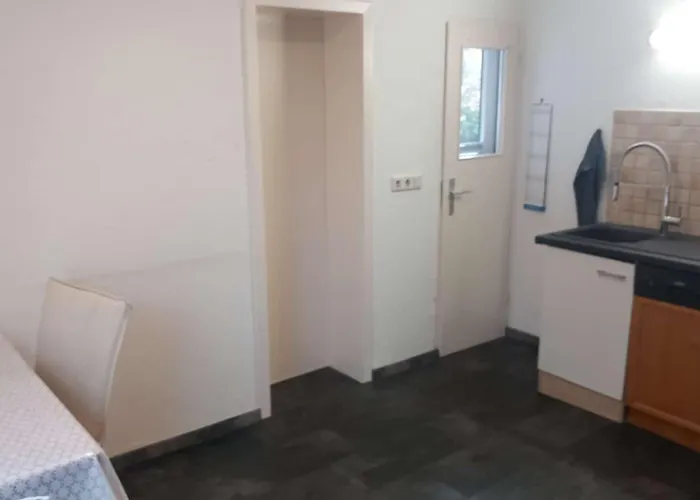 Werreufer 2 Schlafzimmer * Detmold